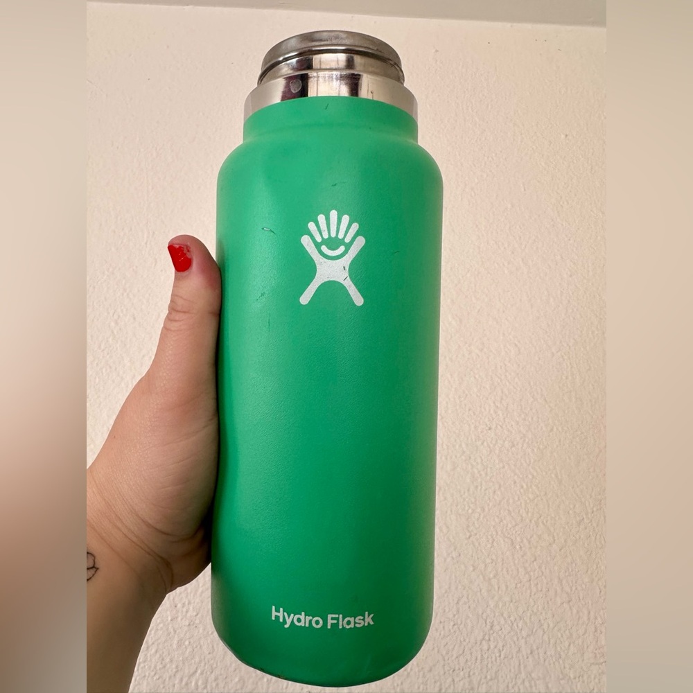 Mint Green Hydro Flask 32 oz